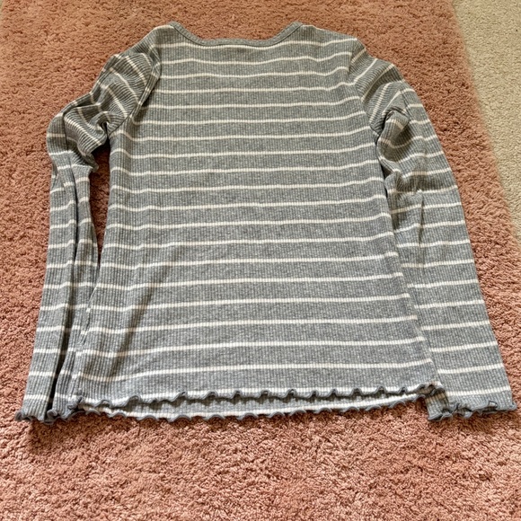 Kid’s long sleeve size 8-10 - Picture 4 of 11